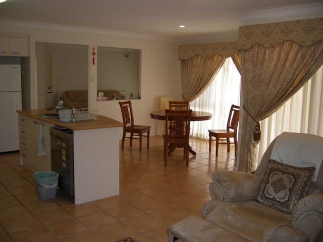 7  Susan Court, RUNCORN QLD 4113, Runcorn - Thumbnail 4