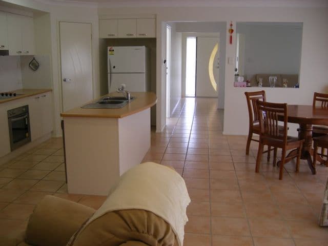 7  Susan Court, RUNCORN QLD 4113, Runcorn - Thumbnail 5