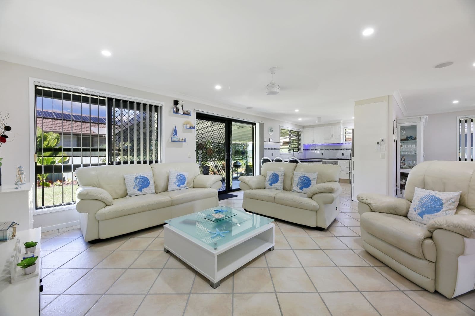 13 Dunlin Drive, Burleigh Waters QLD 4220, Burleigh Waters - Thumbnail 3