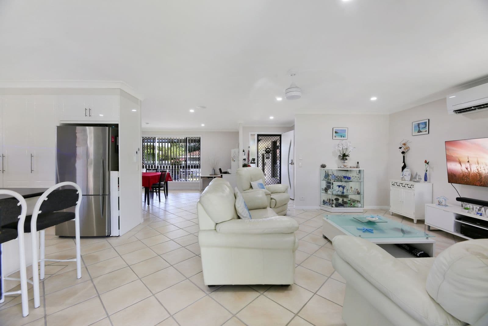 13 Dunlin Drive, Burleigh Waters QLD 4220, Burleigh Waters - Thumbnail 4