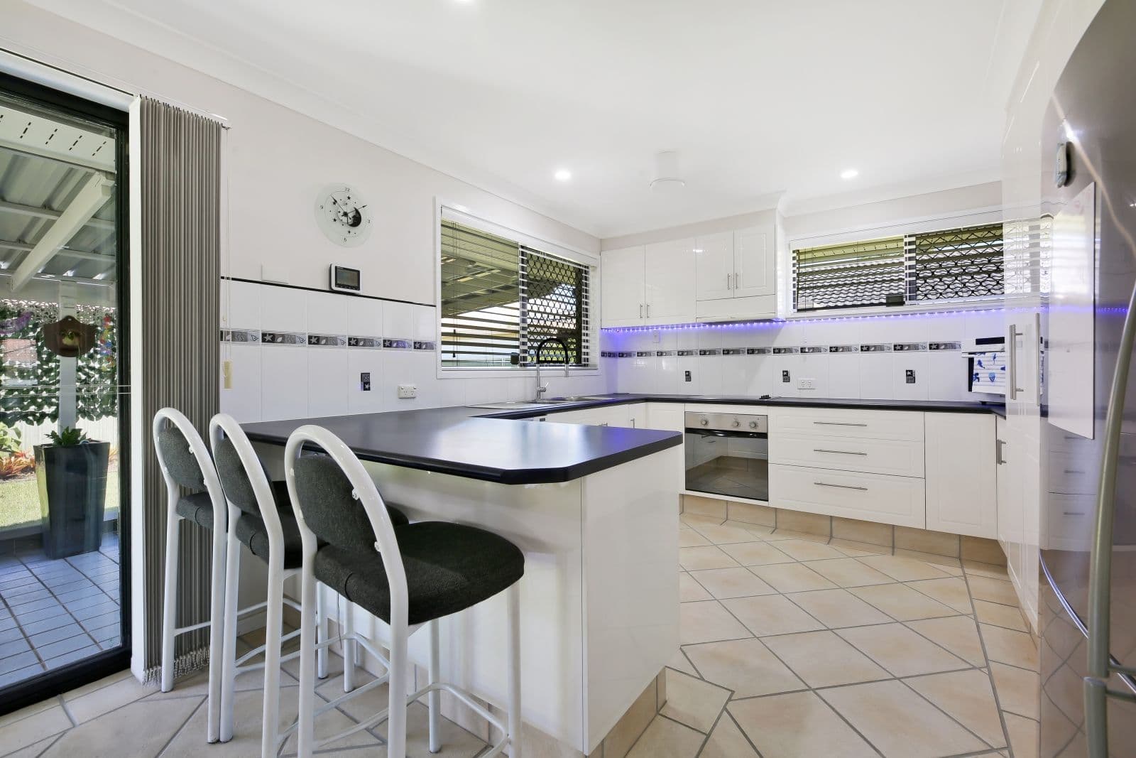 13 Dunlin Drive, Burleigh Waters QLD 4220, Burleigh Waters - Thumbnail 5