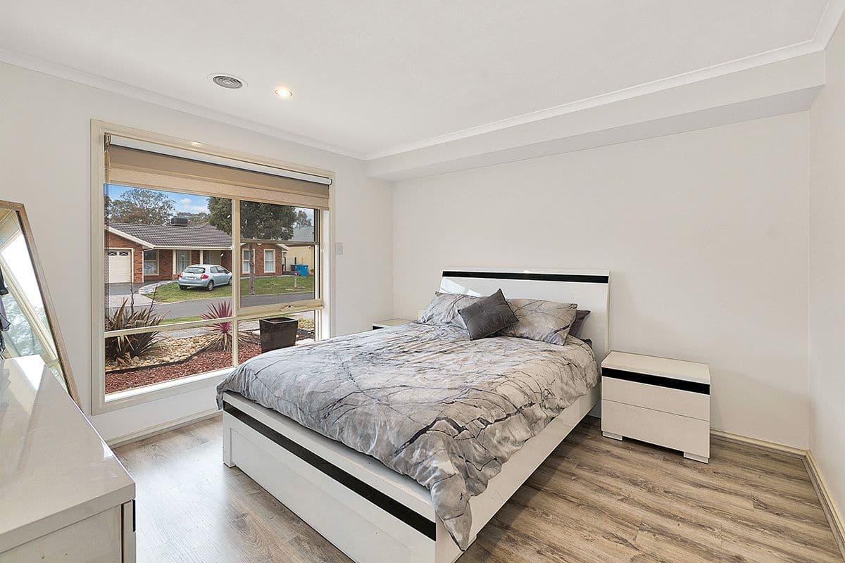 8 O'Dowd Place, Lynbrook VIC 3975, Lynbrook - Thumbnail 3