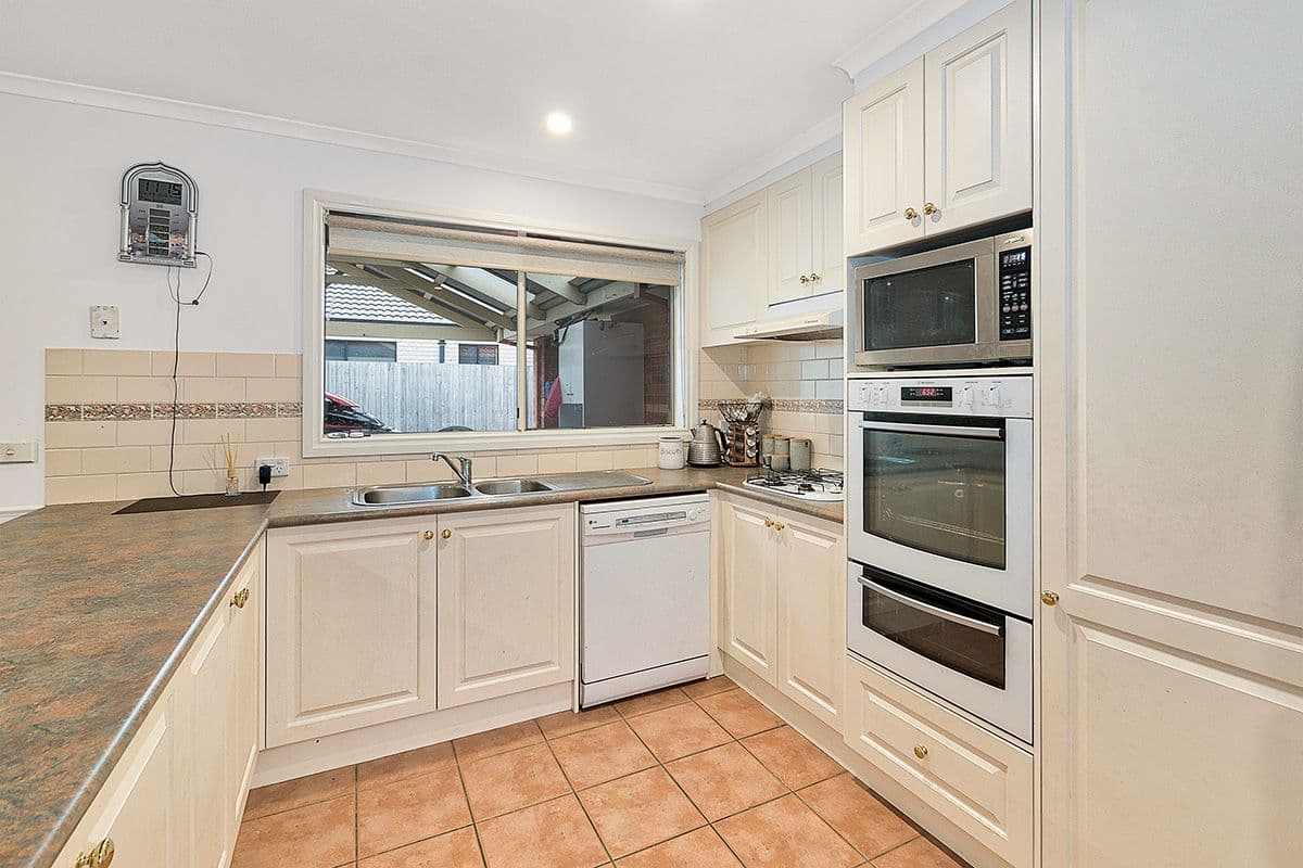 8 O'Dowd Place, Lynbrook VIC 3975, Lynbrook - Thumbnail 8
