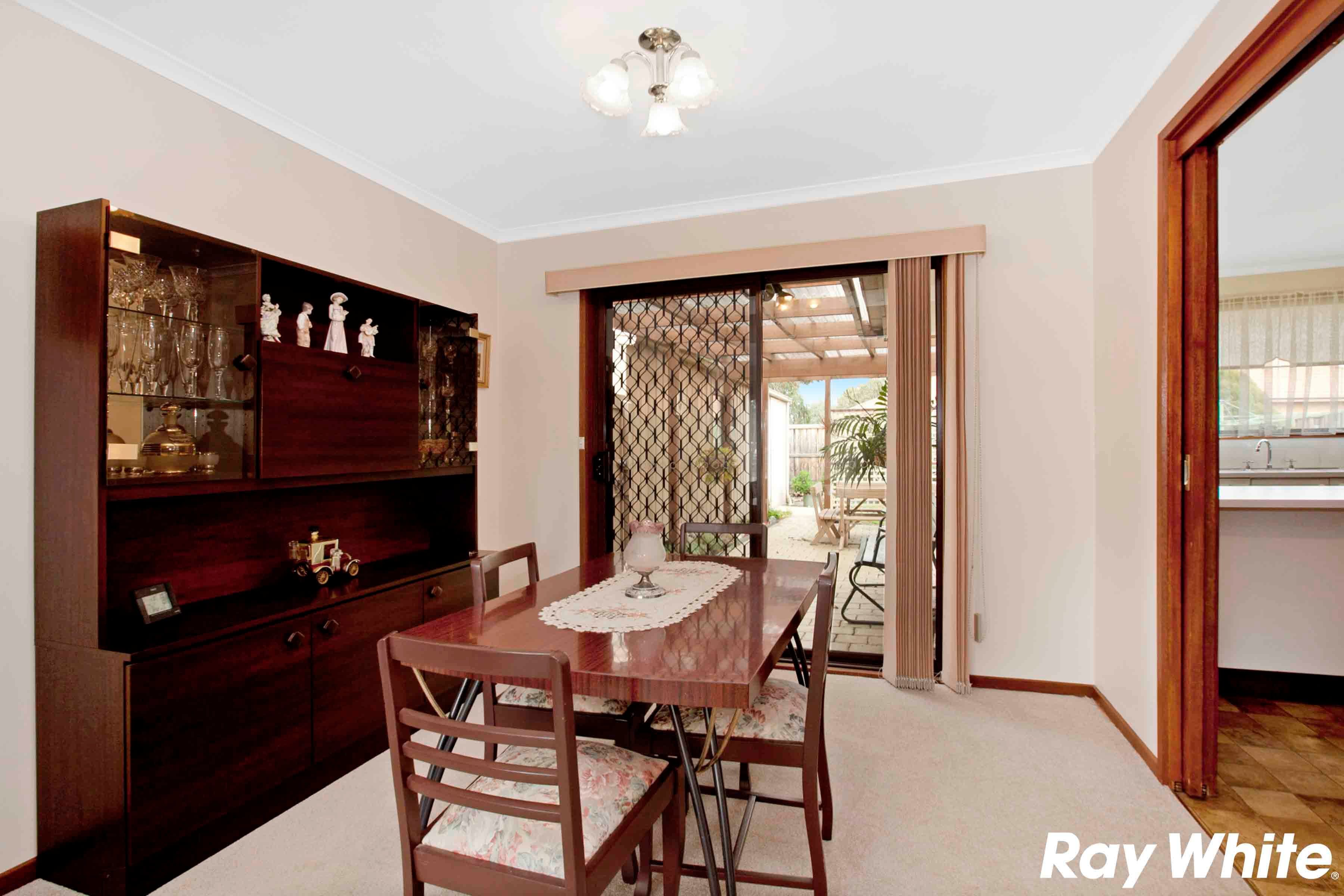 7 Oakbank Avenue, Mill Park VIC 3082, Mill Park - Thumbnail 4