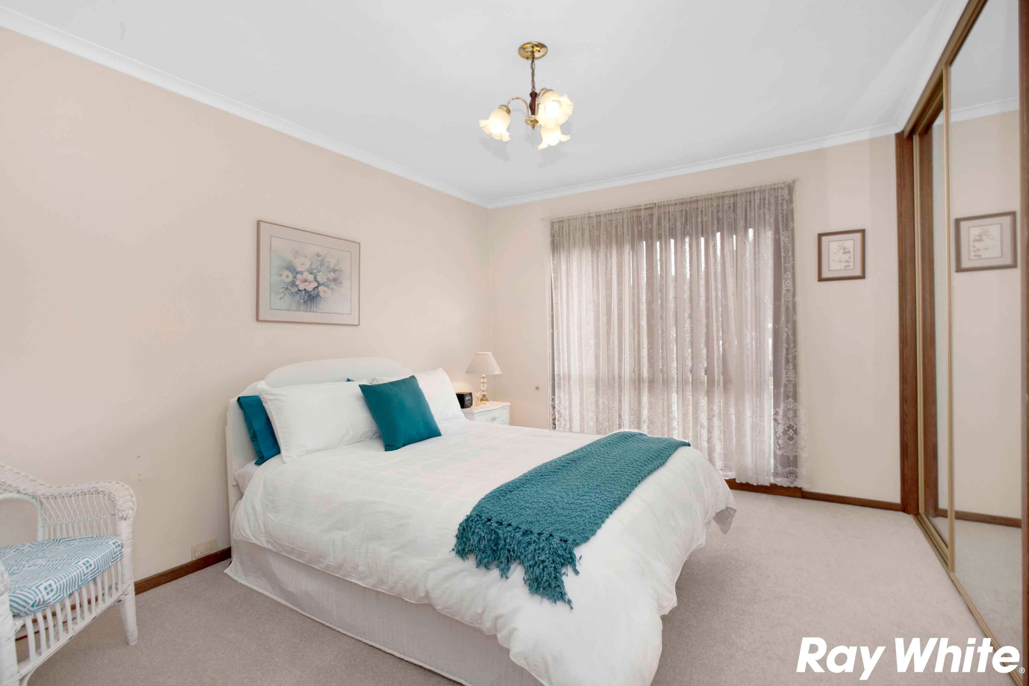 7 Oakbank Avenue, Mill Park VIC 3082, Mill Park - Thumbnail 8