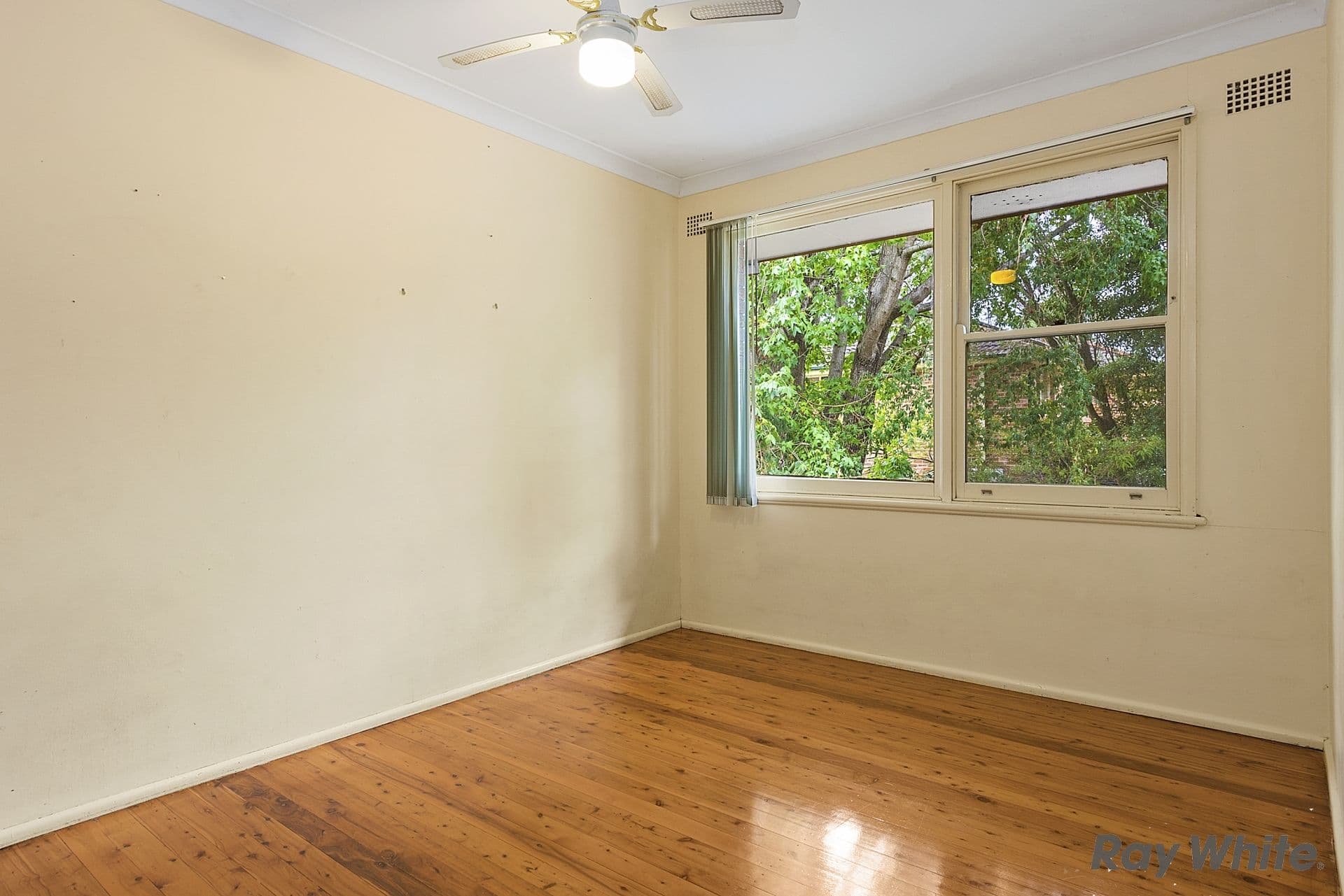 22 Hume Avenue, Castle Hill - Thumbnail 8