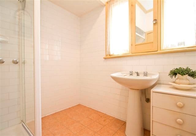 4 Oak Street, One Mile, QLD, 4305, One Mile - Thumbnail 4