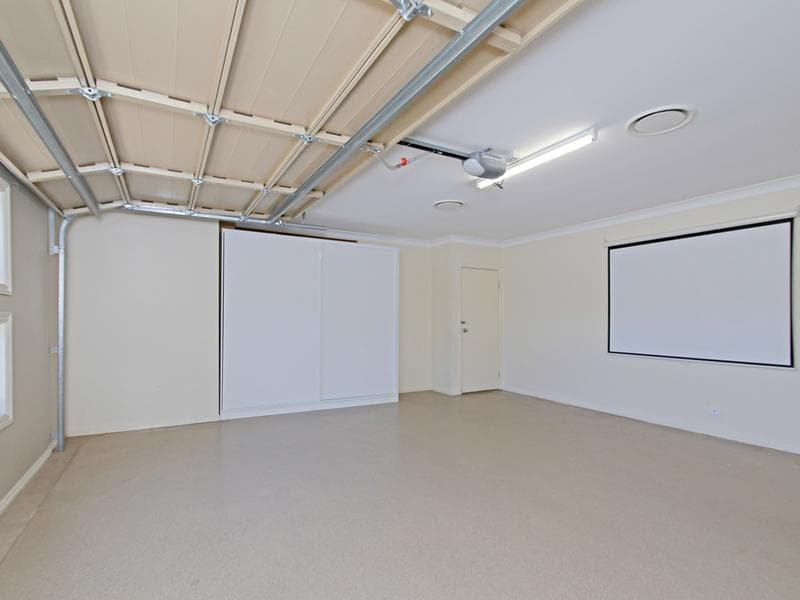 25 Holterman Crescent, Redbank Plains - Thumbnail 5