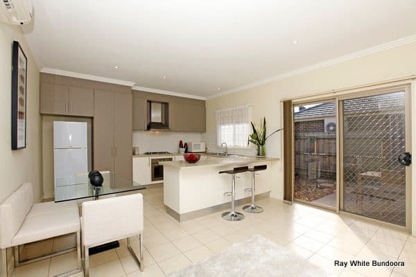 15 Duffy Street, RESERVOIR VIC 3073, Reservoir - Thumbnail 3