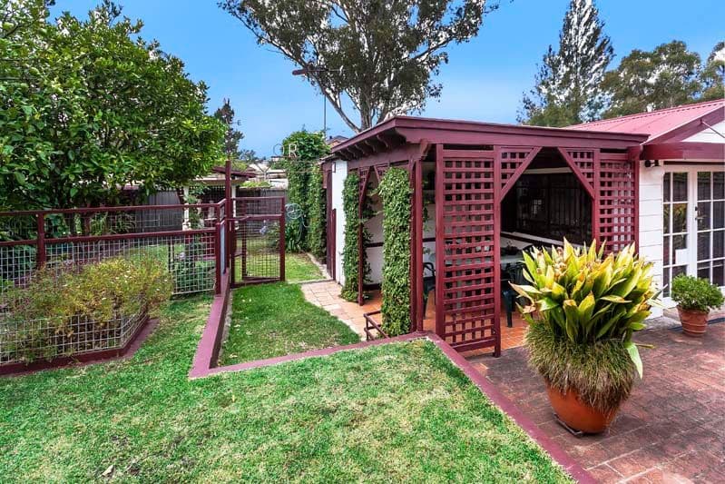 32 Falklands Avenue, BOSSLEY PARK NSW 2176, Bossley Park - Thumbnail 3