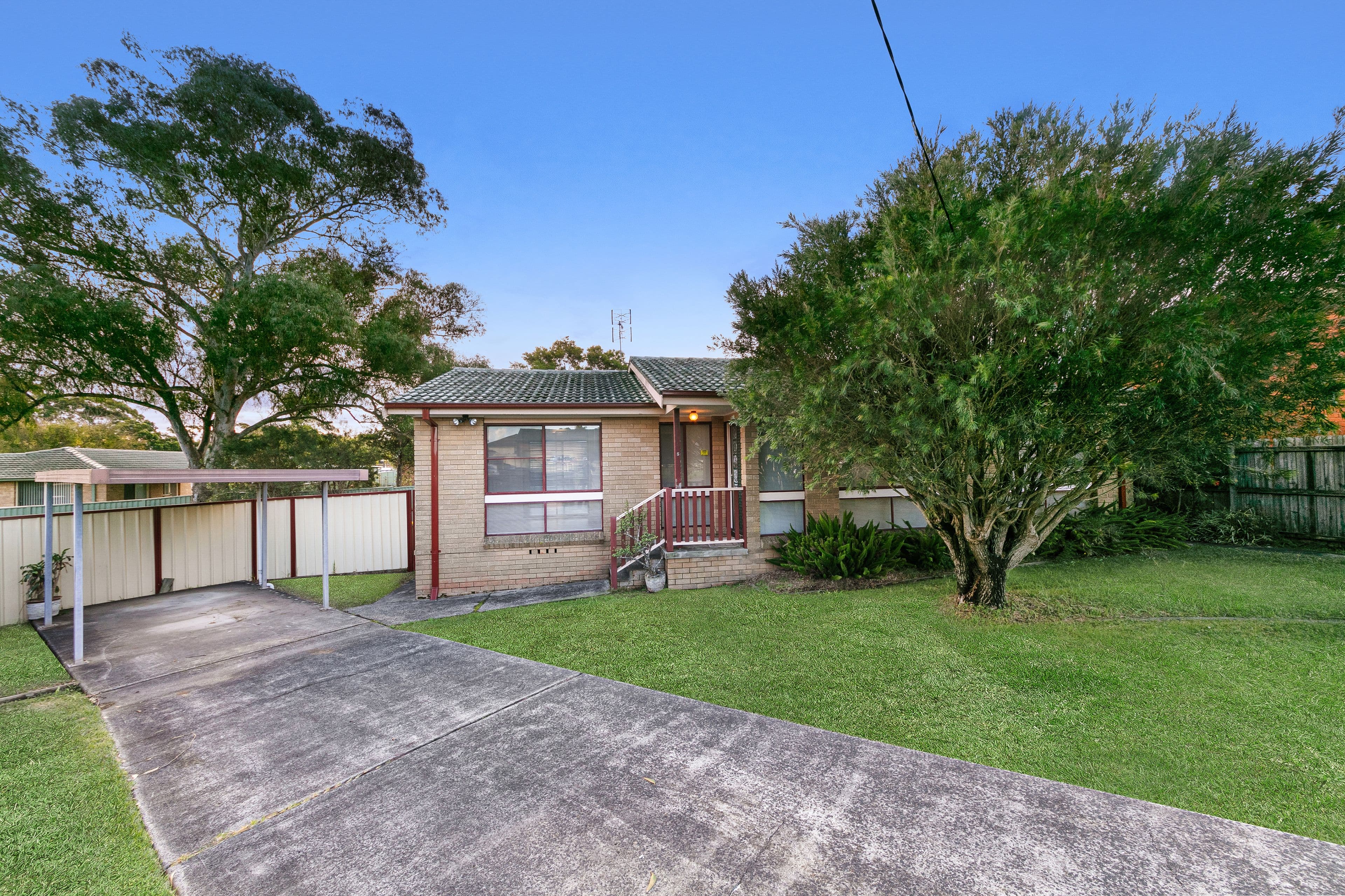 5 Esther Close, Gorokan NSW 2263, Gorokan - Image 1