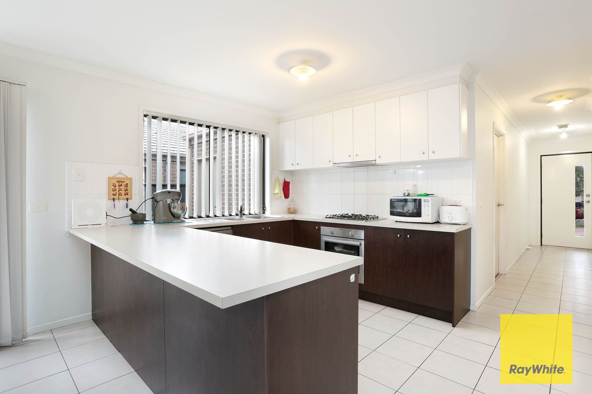 15 Tanner Mews, Point Cook VIC 3030, Point Cook - Thumbnail 3