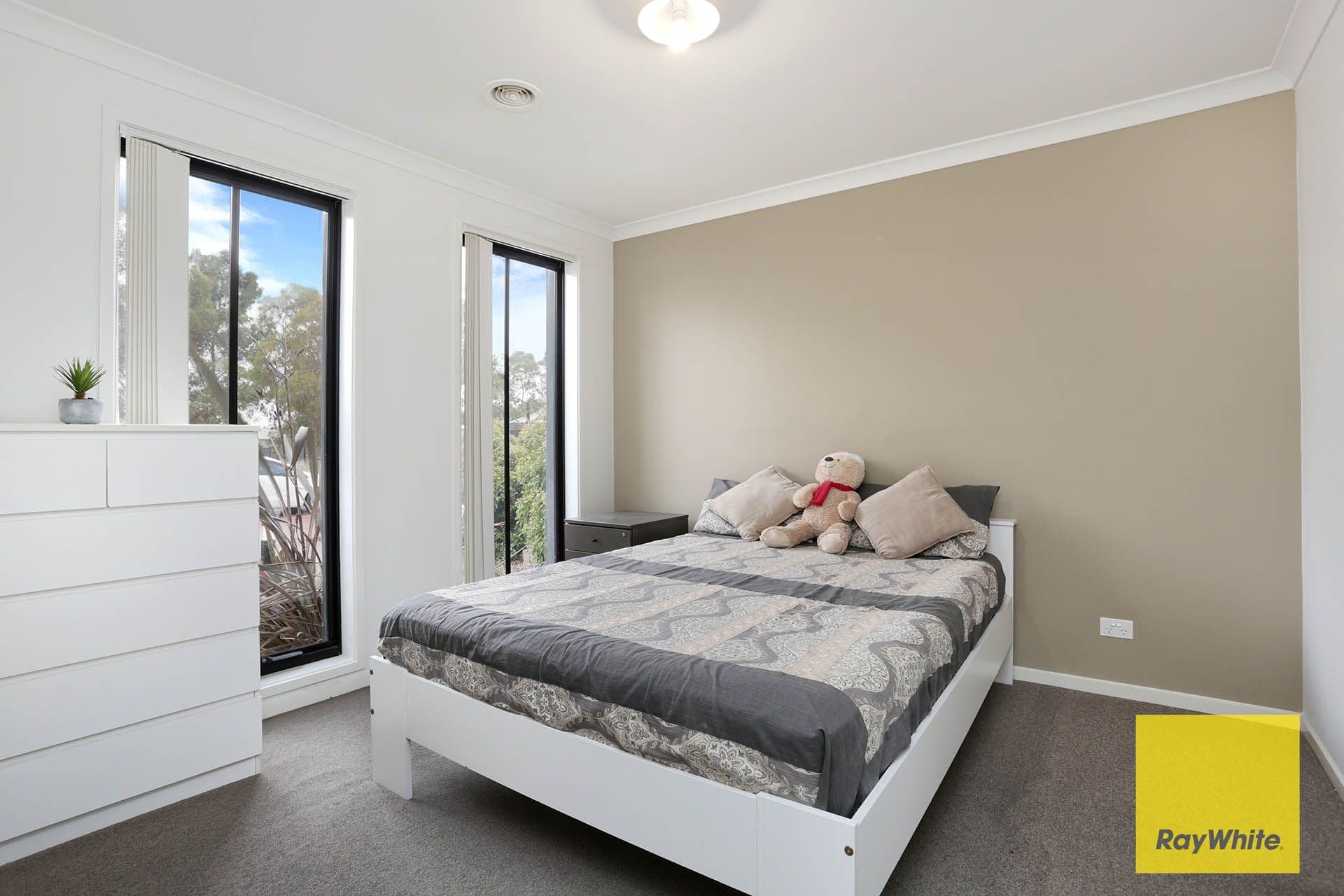 15 Tanner Mews, Point Cook VIC 3030, Point Cook - Thumbnail 5