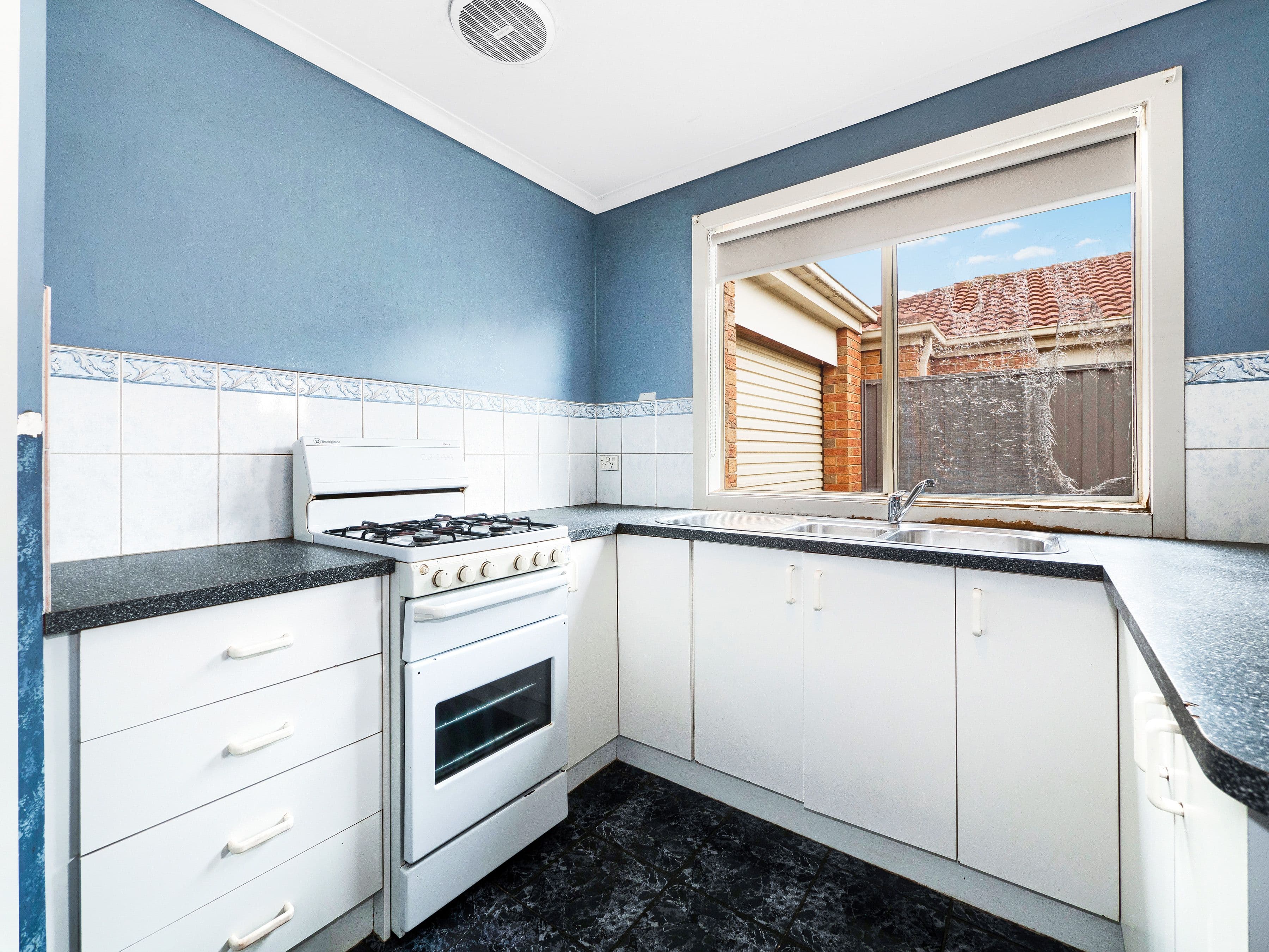 9 Sharyn Street, Cranbourne West VIC 3977, Cranbourne West - Thumbnail 4
