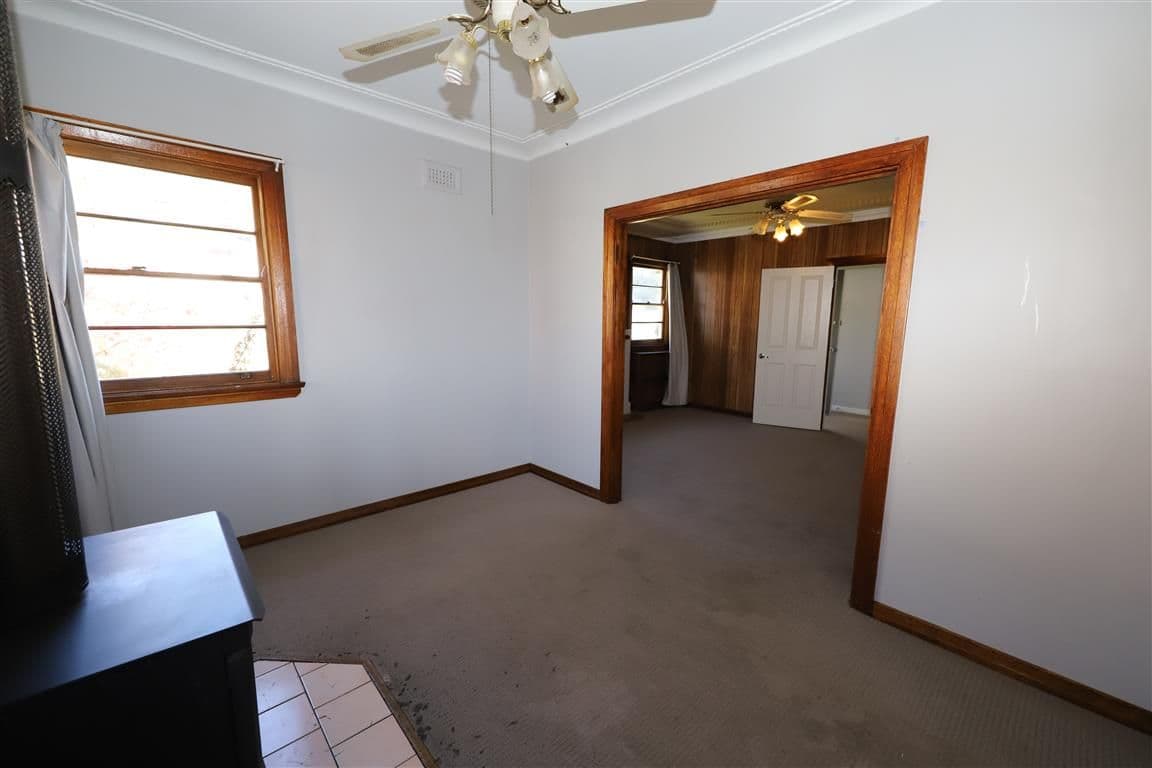 23 Sunnyside Avenue, Batlow NSW 2730, Batlow - Thumbnail 5