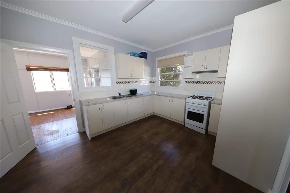 23 Sunnyside Avenue, Batlow NSW 2730, Batlow - Thumbnail 6