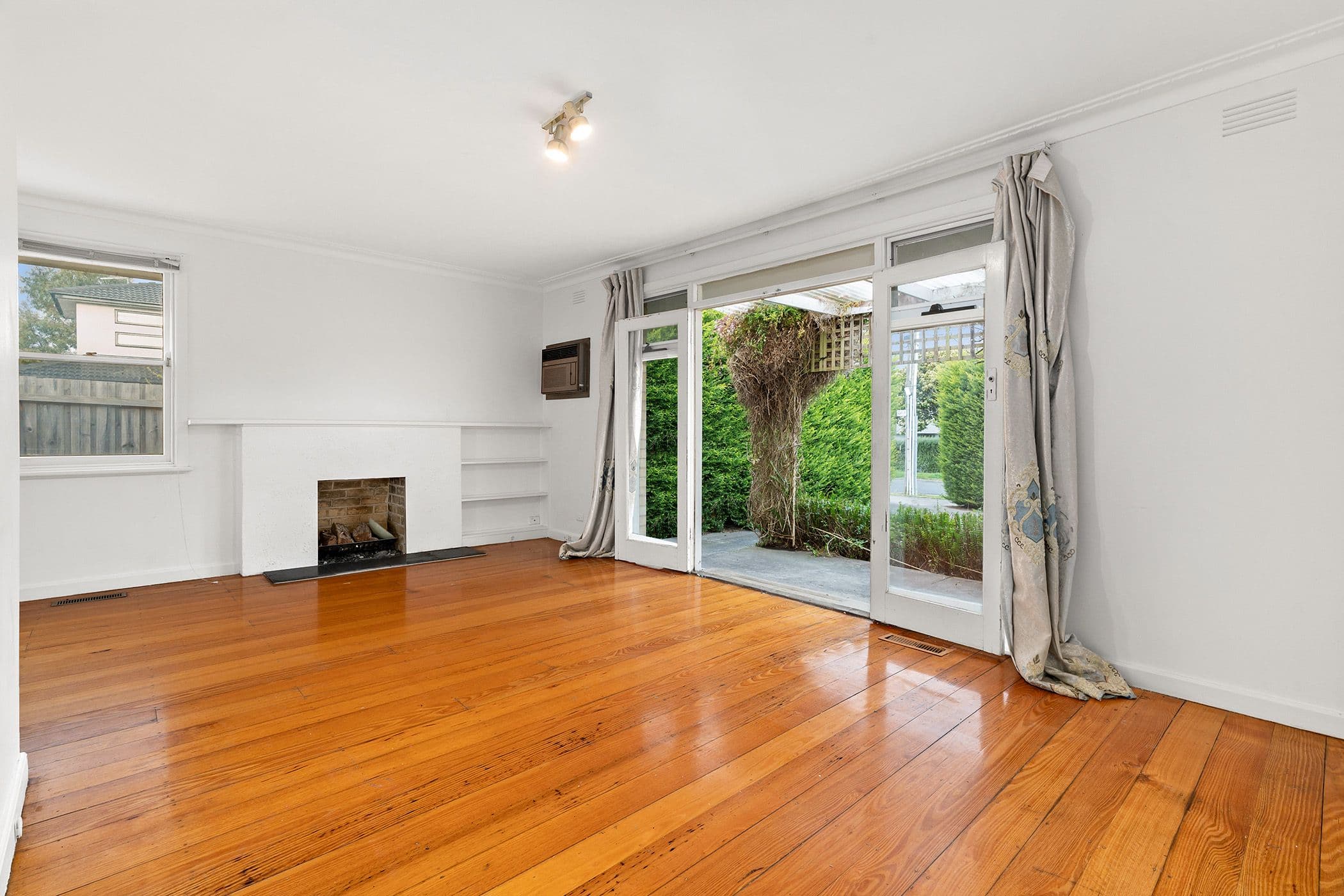 9 Boyd Avenue, Oakleigh East VIC 3166, Oakleigh East - Thumbnail 5