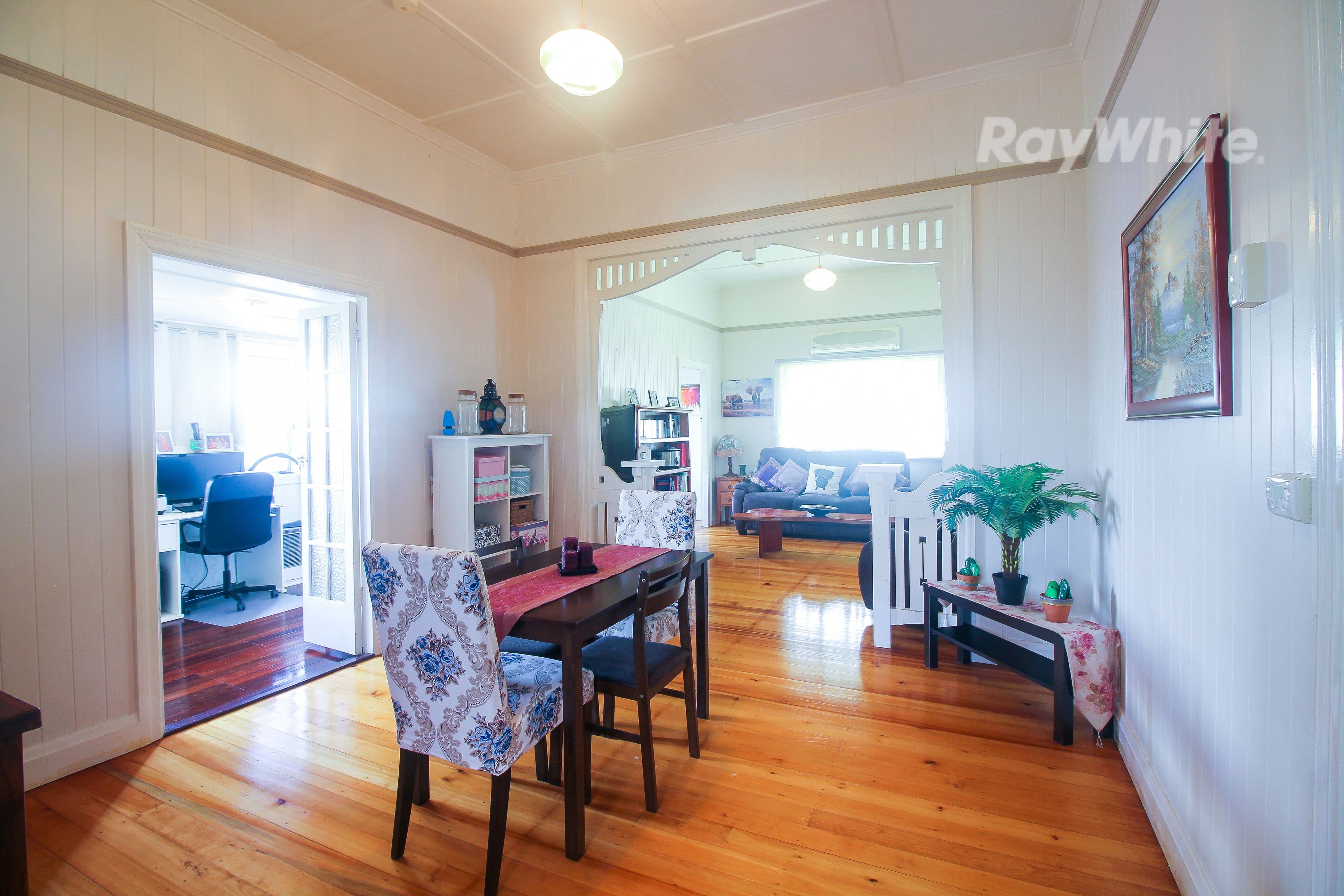 34 Macquarie Street, Silkstone QLD 4304, Silkstone - Thumbnail 3