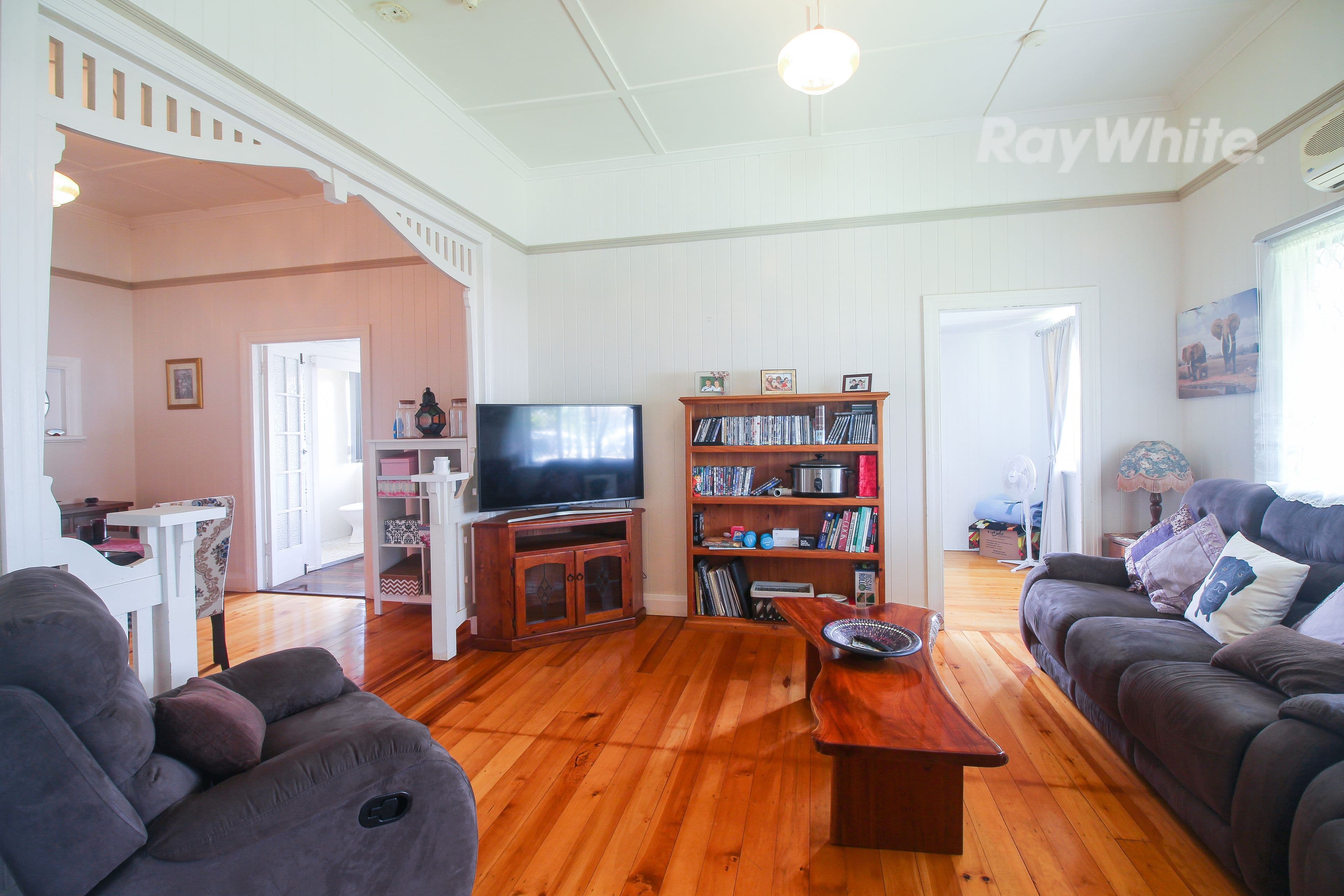 34 Macquarie Street, Silkstone QLD 4304, Silkstone - Thumbnail 4