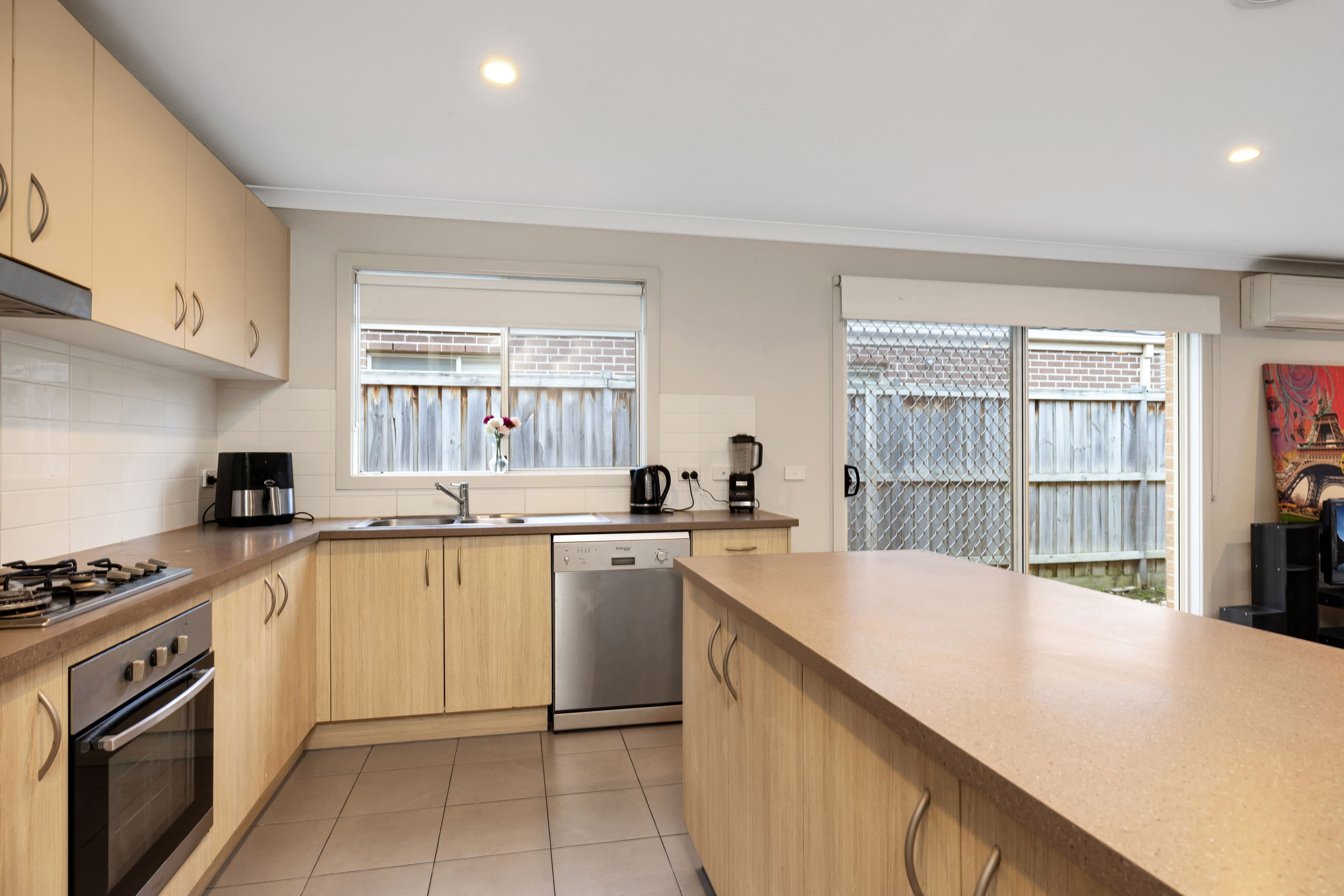 10 Celestine Drive, Officer VIC 3809, Officer - Thumbnail 2