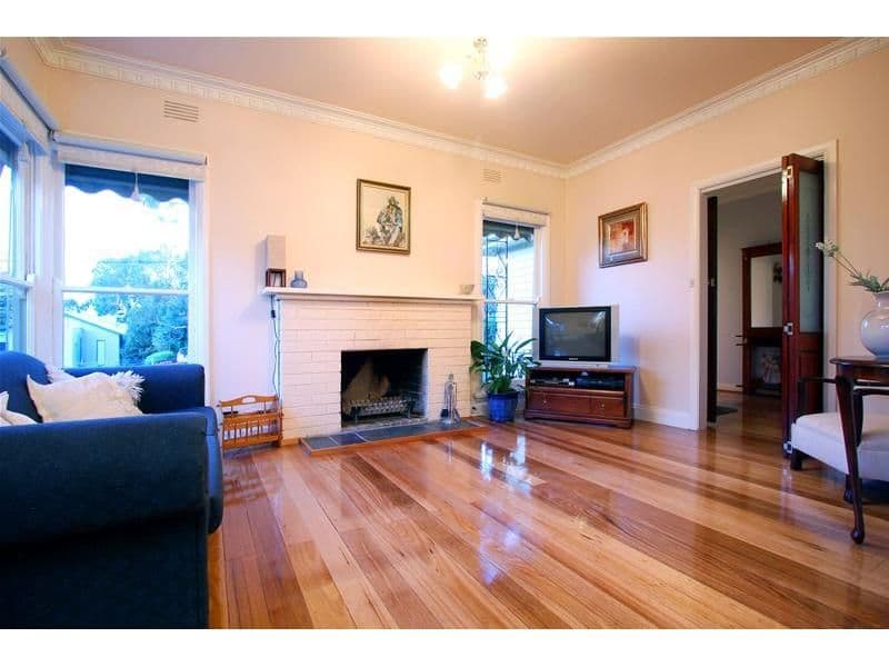209 Nell Street, GREENSBOROUGH VIC 3088, Greensborough - Thumbnail 2