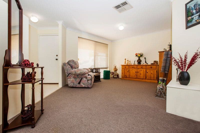 39 Montebourg Meander, PORT KENNEDY WA 6172, Port Kennedy - Thumbnail 2