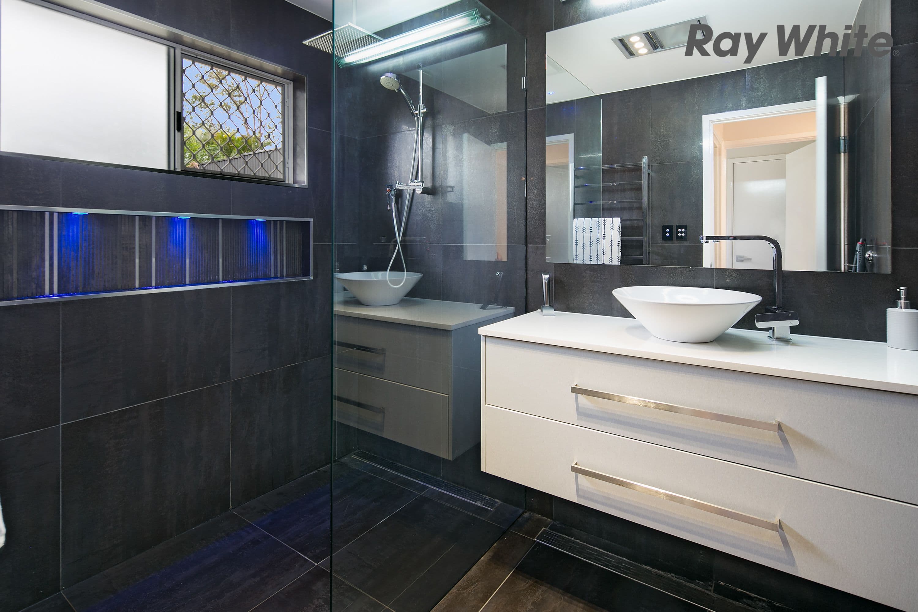 33 Sunshine Drive, Cleveland QLD 4163, Cleveland - Thumbnail 8