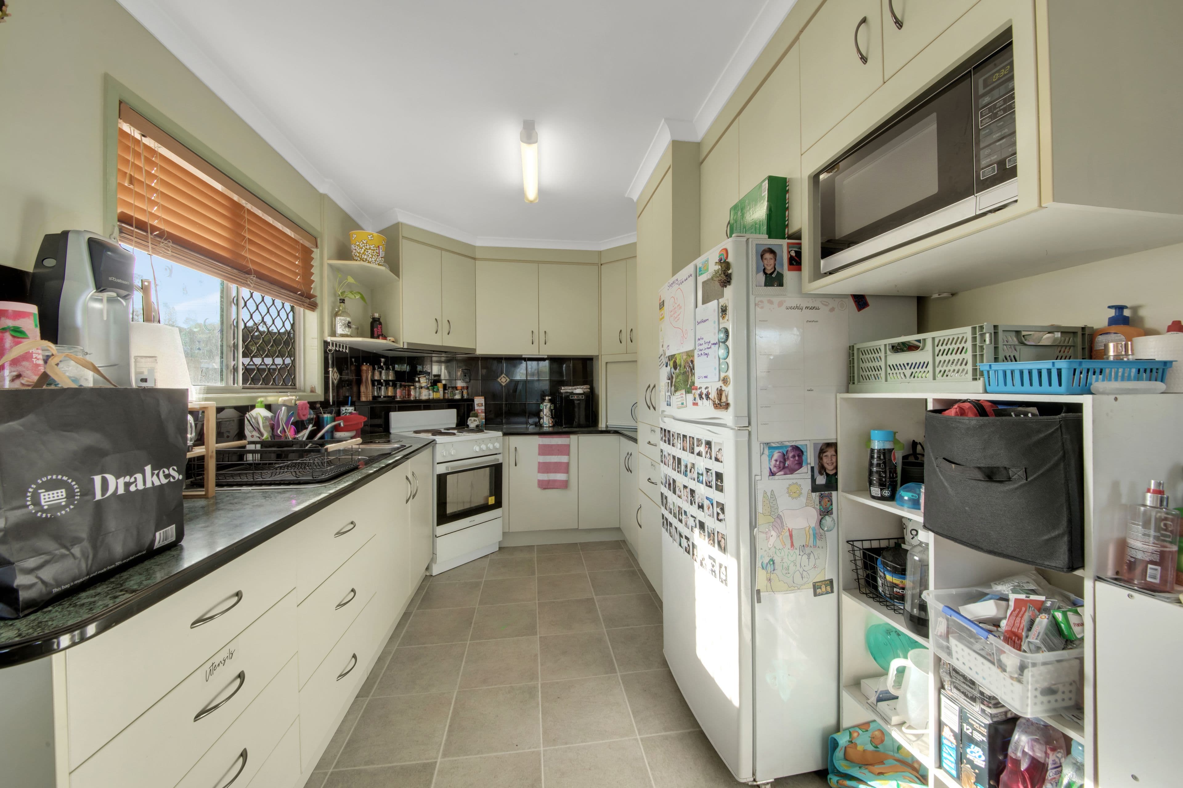 34 Kin Kora Drive, Kin Kora QLD 4680, Kin Kora - Thumbnail 5