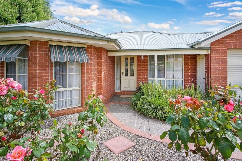 18 Nightingale Avenue, West Wodonga VIC 3690, West Wodonga - Image 1