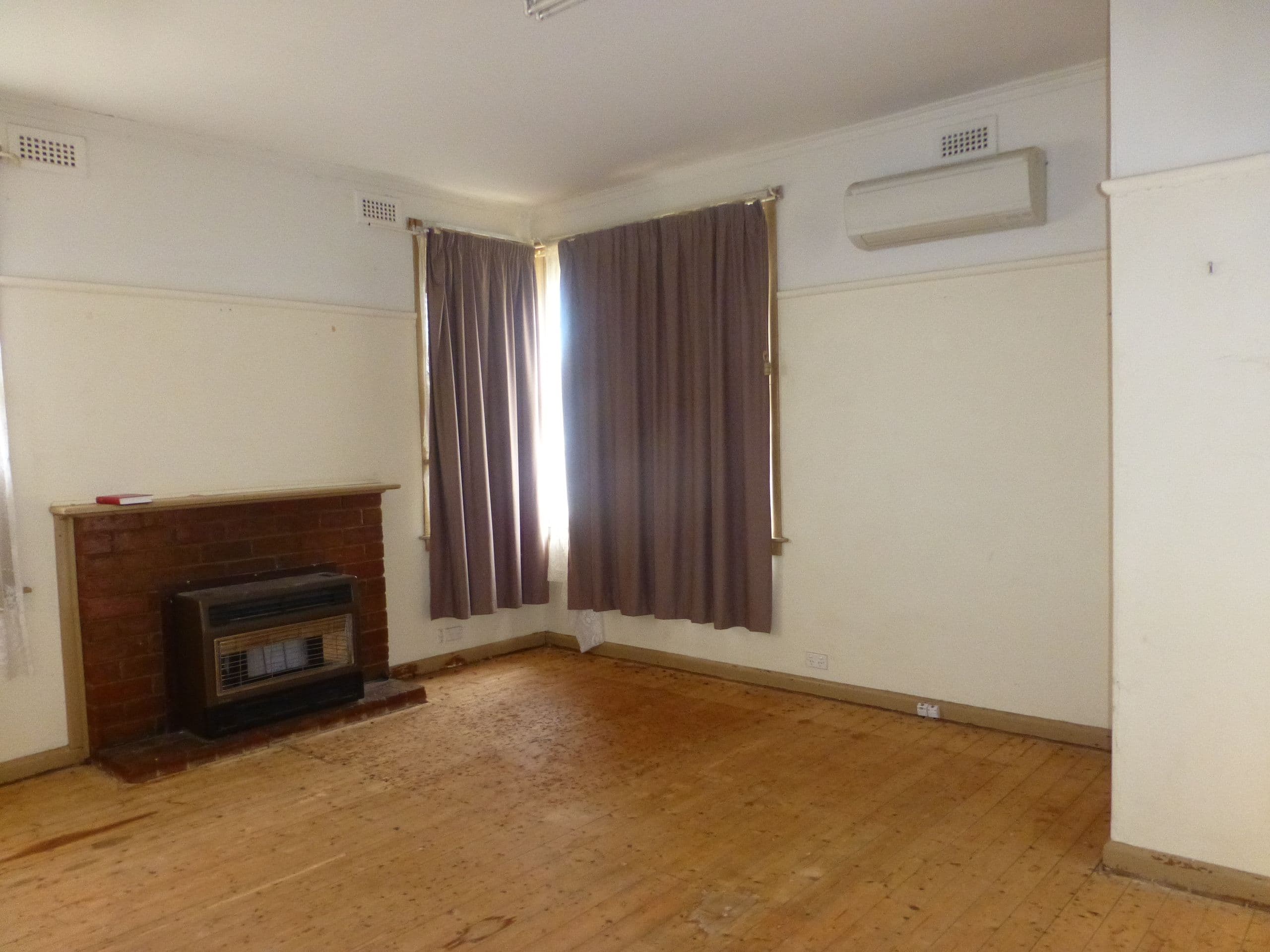 16 Garden Crescent, Echuca VIC 3564, Echuca - Thumbnail 3