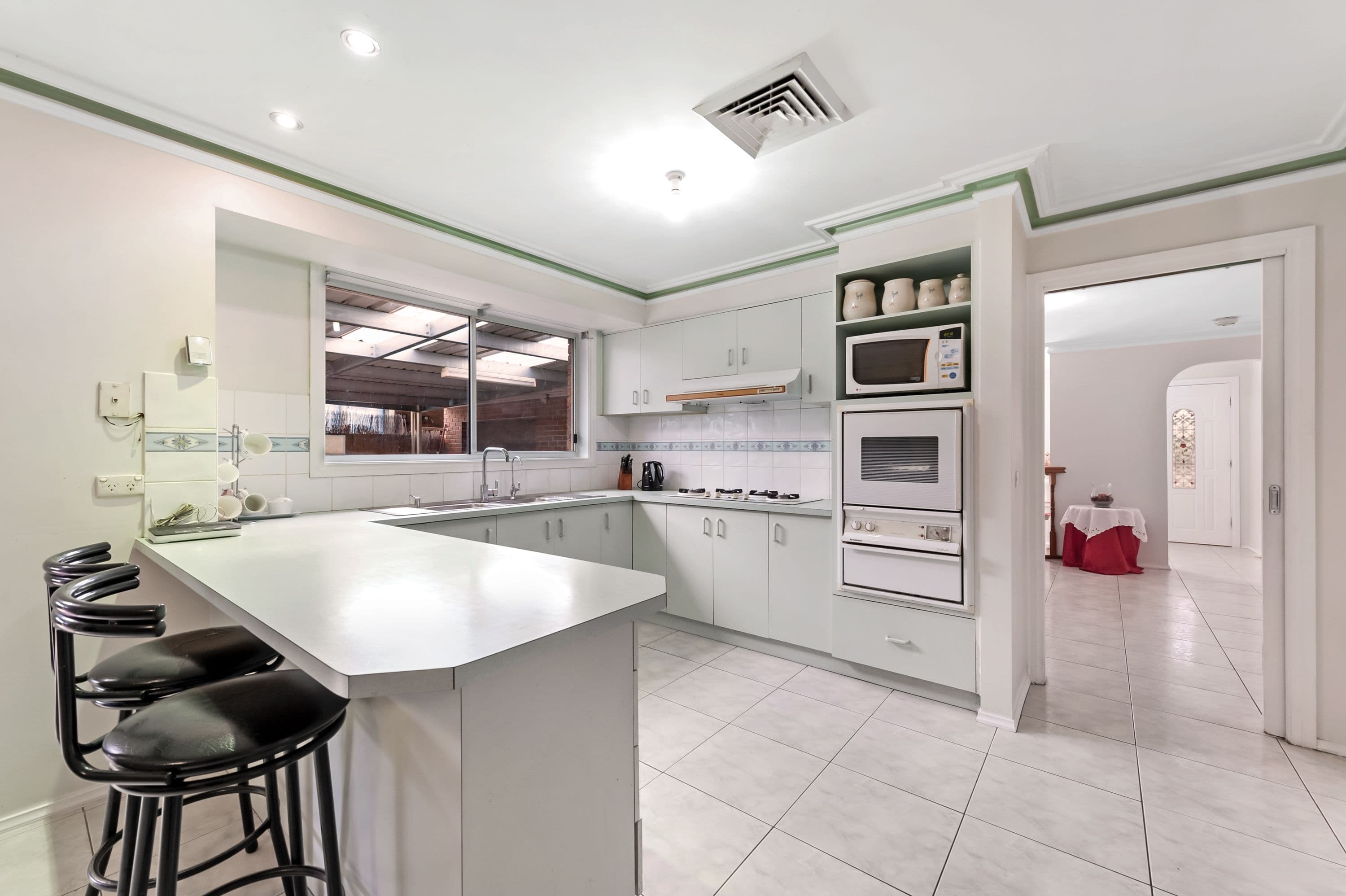 1 Aitken Drive, Delahey VIC 3037, Delahey - Thumbnail 6