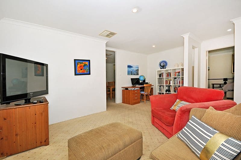 55 Sunray Cir, Ellenbrook WA 6069, Ellenbrook - Thumbnail 4
