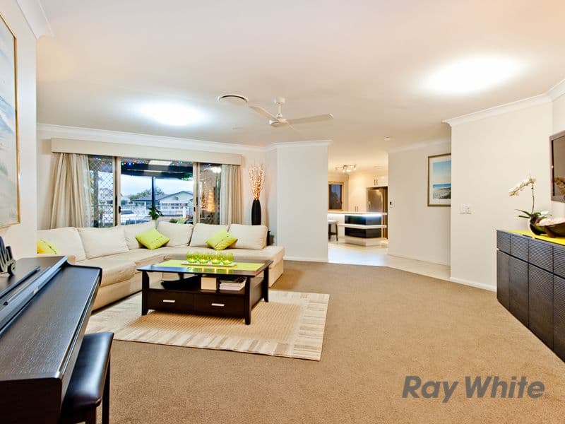 4 Fleetwing Avenue, NEWPORT QLD 4020, Newport - Thumbnail 5