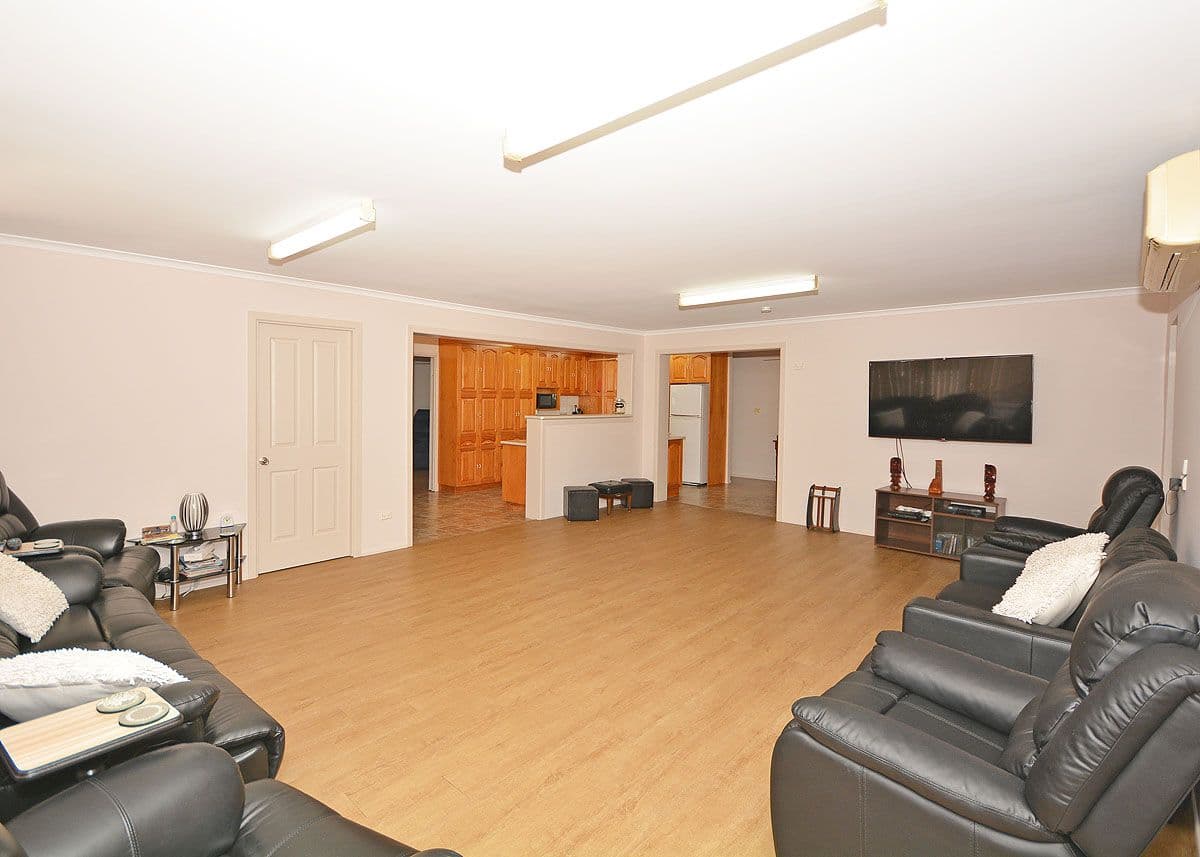 11 Pineapple Avenue, Torquay QLD 4655, Torquay - Thumbnail 4