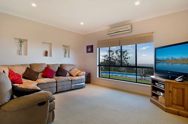 124  Hovard Road, BALD KNOB QLD 4552, Bald Knob - Thumbnail 7