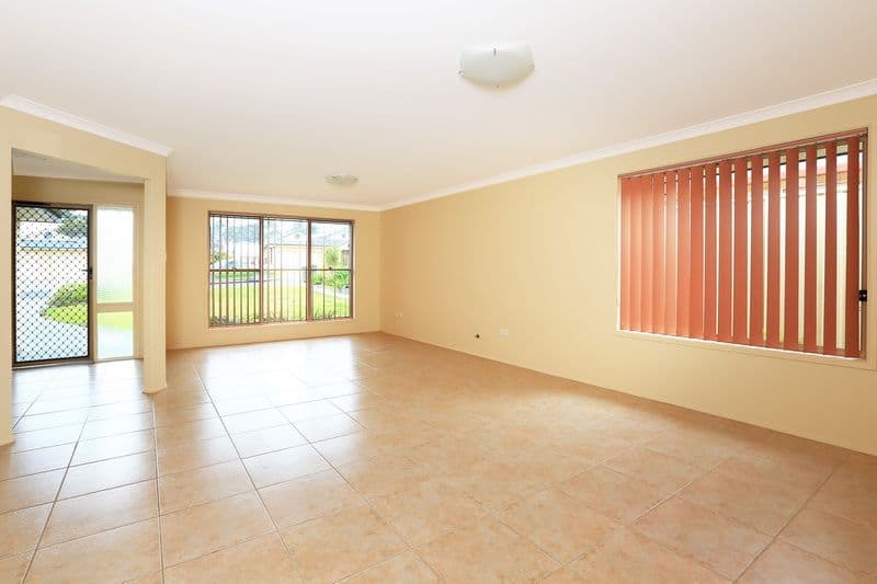14 Carrington Park Drive, WORRIGEE NSW 2540, Worrigee - Thumbnail 6