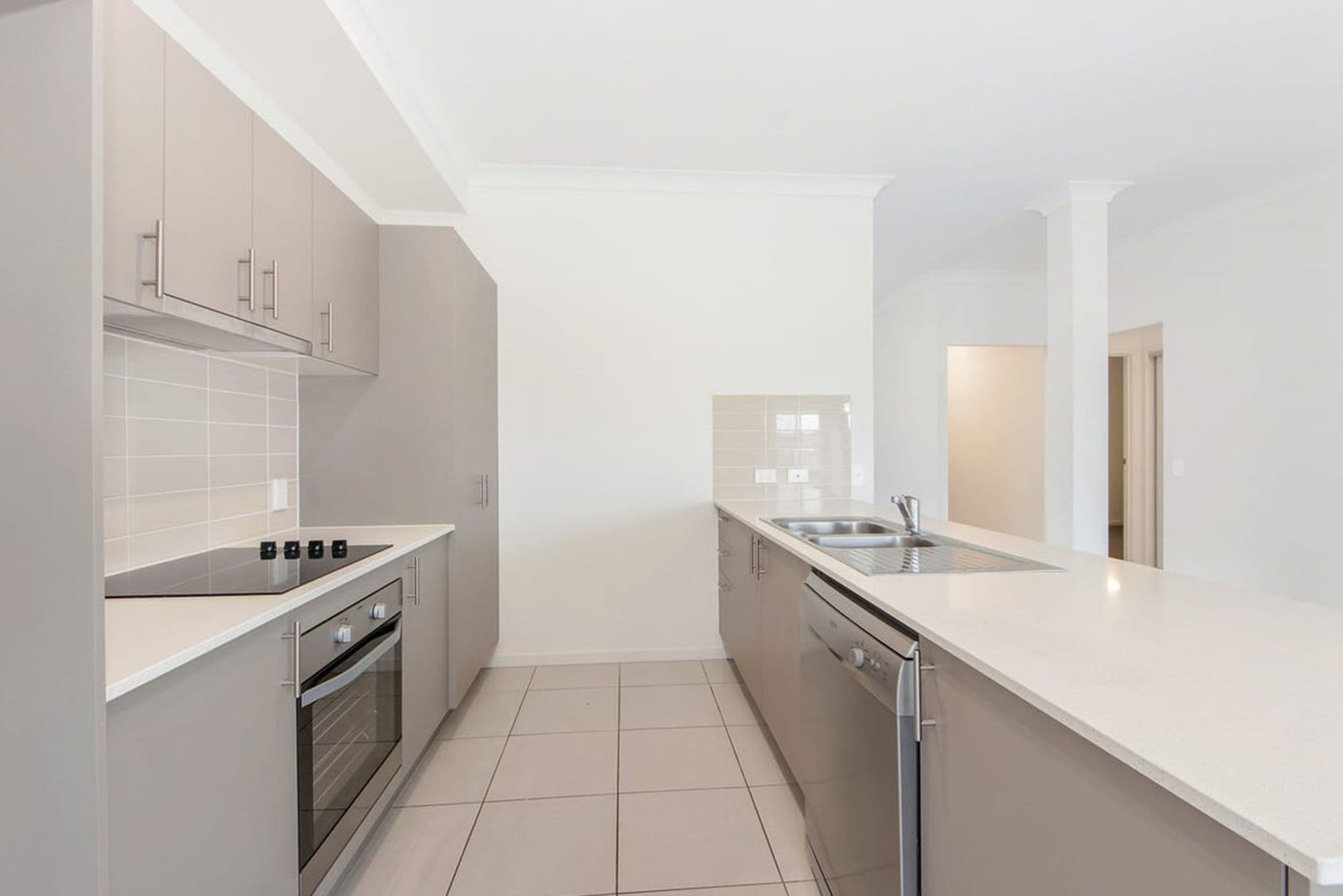 25 John Carroll Way, Redbank Plains QLD 4301, Redbank Plains - Thumbnail 3