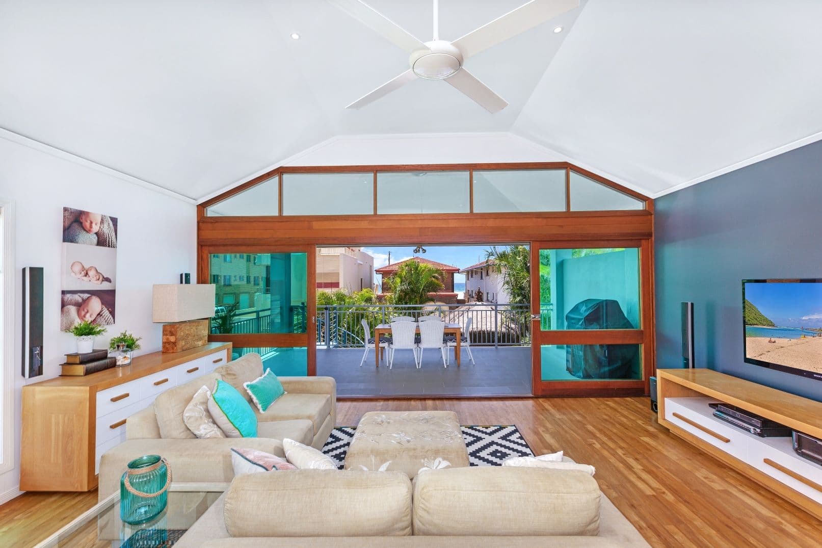 1427 Gold Coast Highway, Palm Beach QLD 4221, Palm Beach - Thumbnail 2