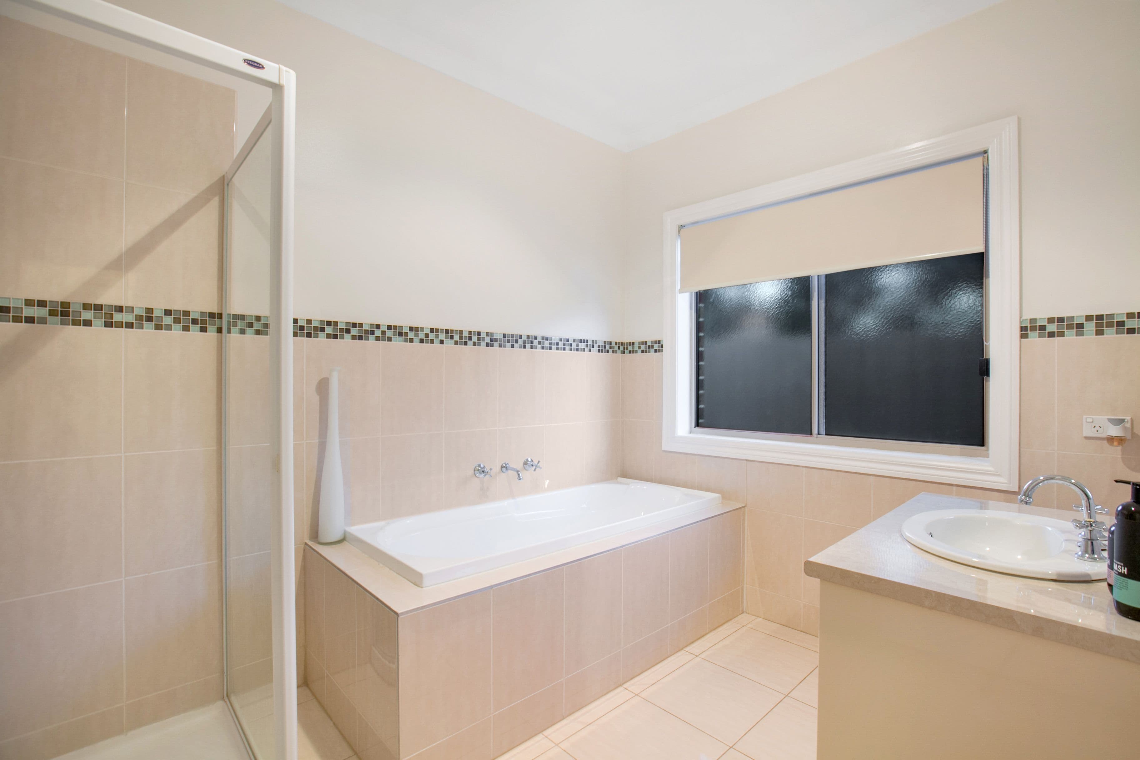 11 Benaroon Drive, Lalor VIC 3075, Lalor - Thumbnail 7