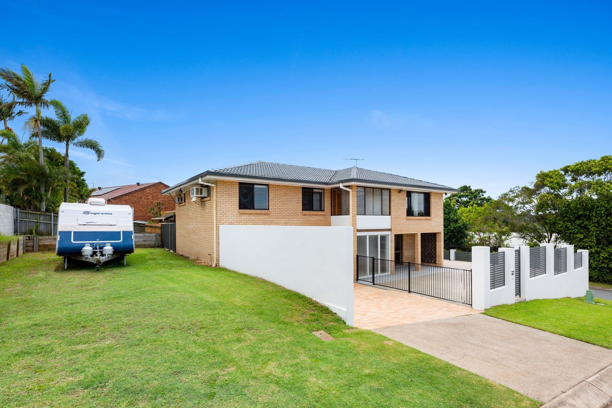 22 Glen Nevis Street, Mansfield QLD 4122, Mansfield - Image 1