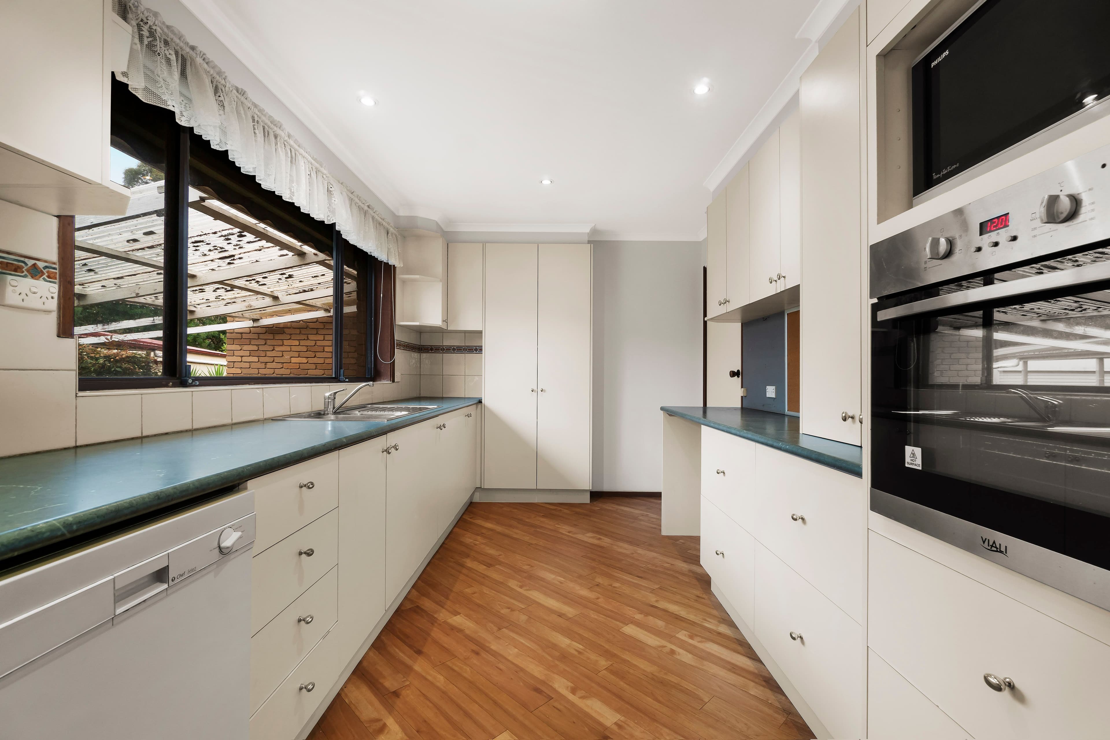 45 Bell Bird Drive, Bayswater North VIC 3153, Bayswater North - Thumbnail 2
