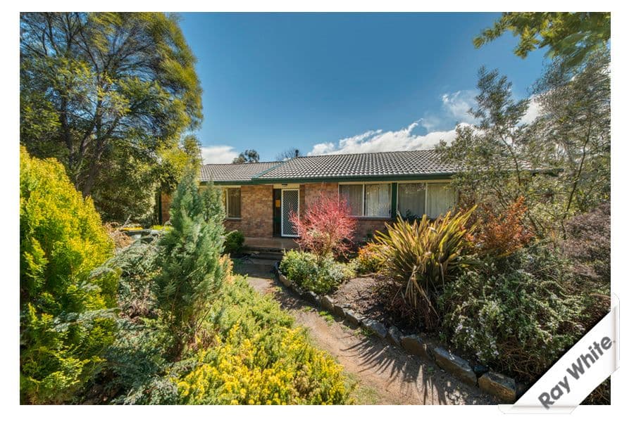 6 Phoenix Place, GIRALANG ACT 2617, Giralang - Image 1