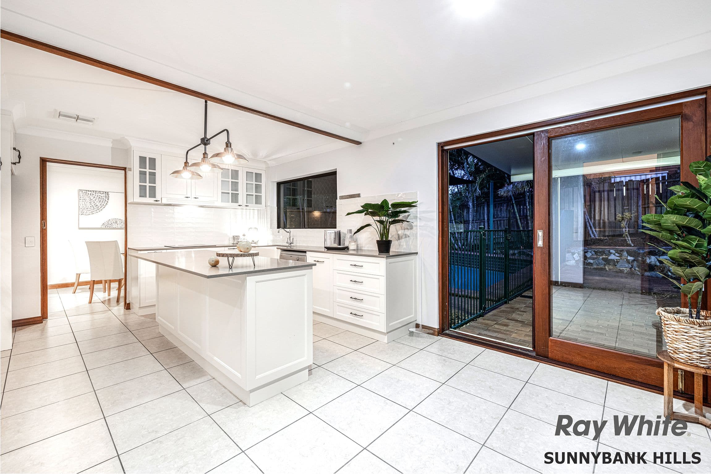 10 Alabaster Place, Sunnybank Hills QLD 4109, Sunnybank Hills - Thumbnail 7