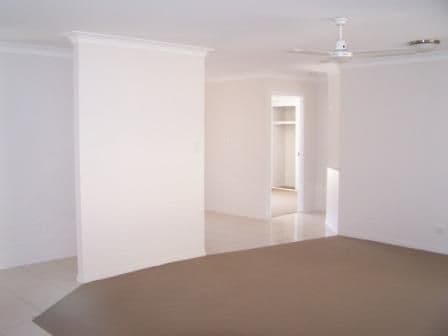 28  Waratah Street, GLADSTONE QLD 4680, Gladstone Central - Thumbnail 5