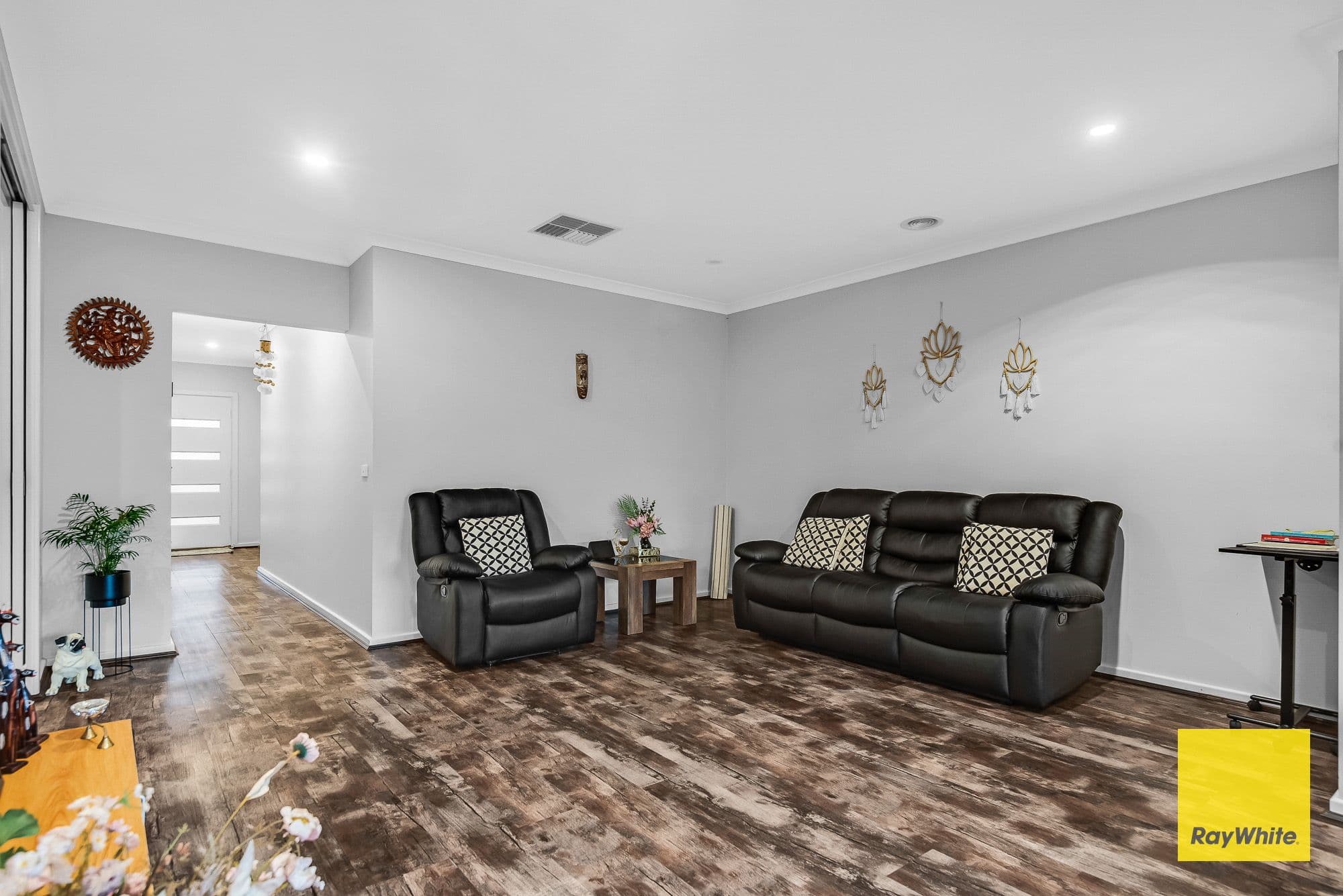 17 Topcliffe Crescent, Truganina VIC 3029, Truganina - Thumbnail 8