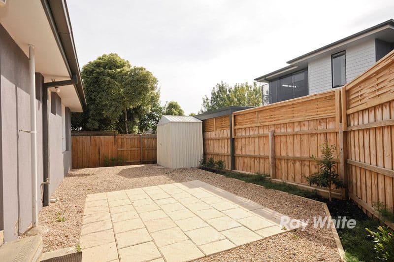 1 Giselle Avenue, WANTIRNA SOUTH VIC 3152, Wantirna South - Thumbnail 6
