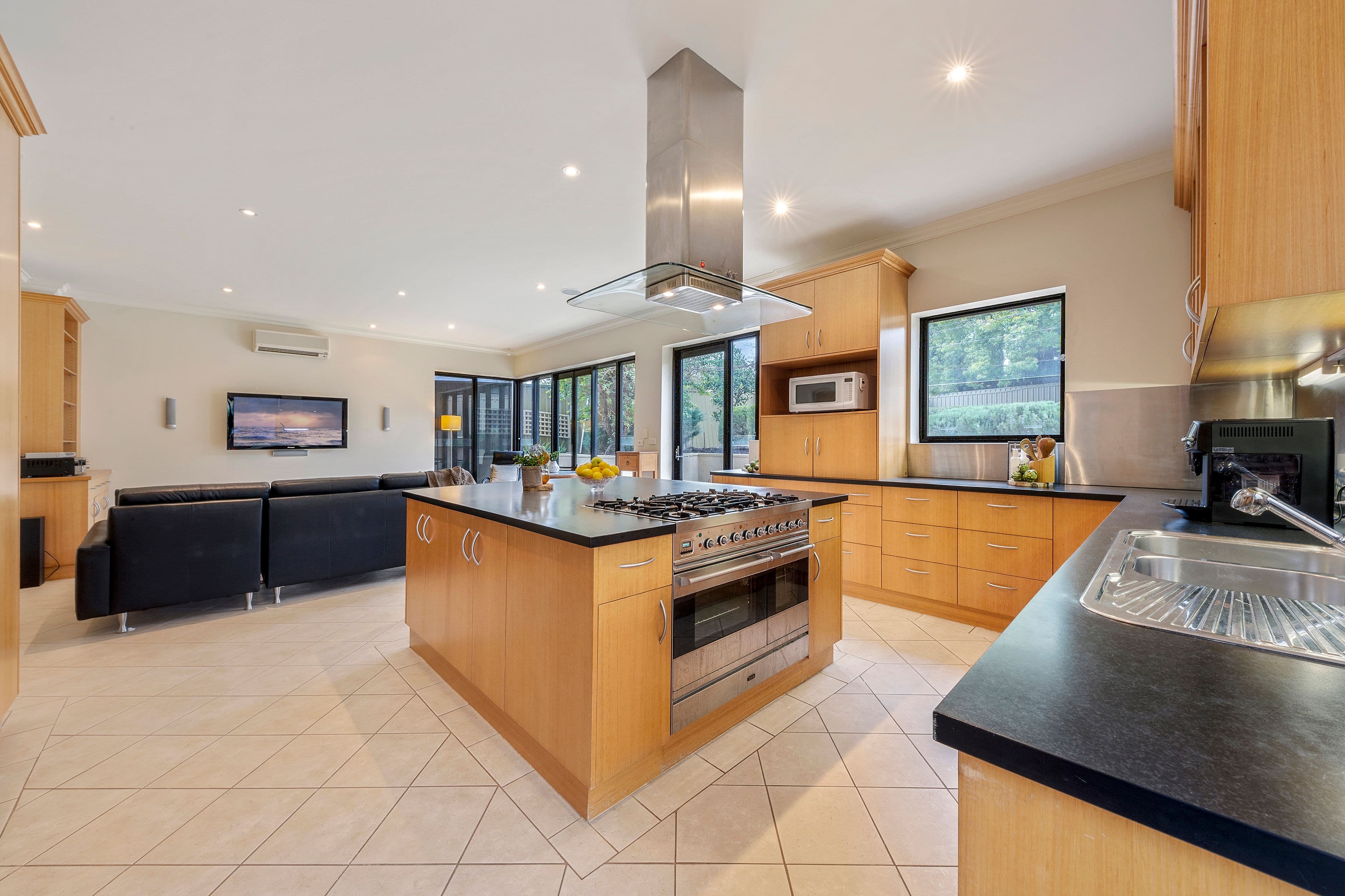 30 Caloroga Street, Wattle Park SA 5066, Wattle Park - Thumbnail 8