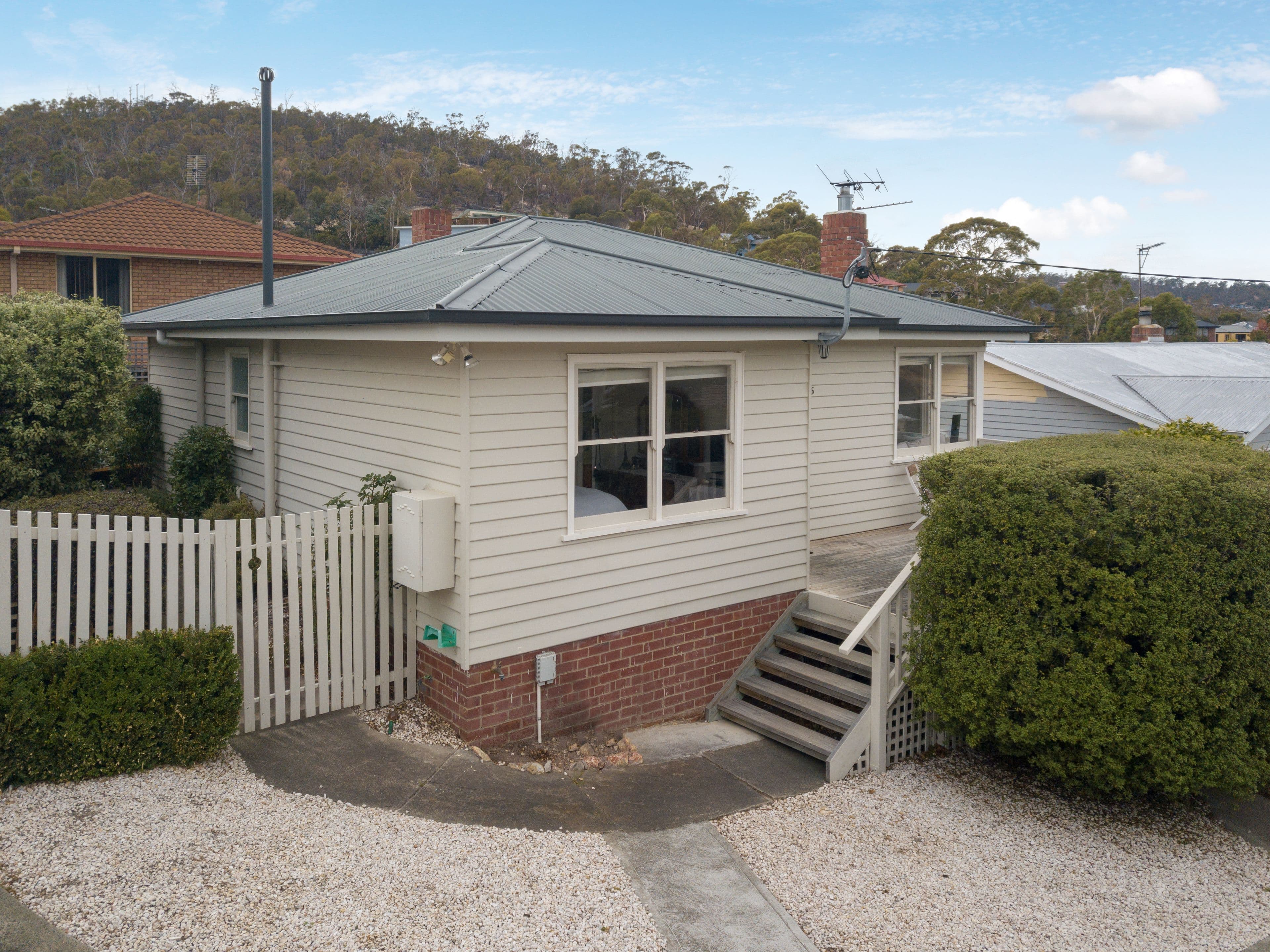 86 Clinton Road, Geilston Bay TAS 7015, Geilston Bay - Image 1