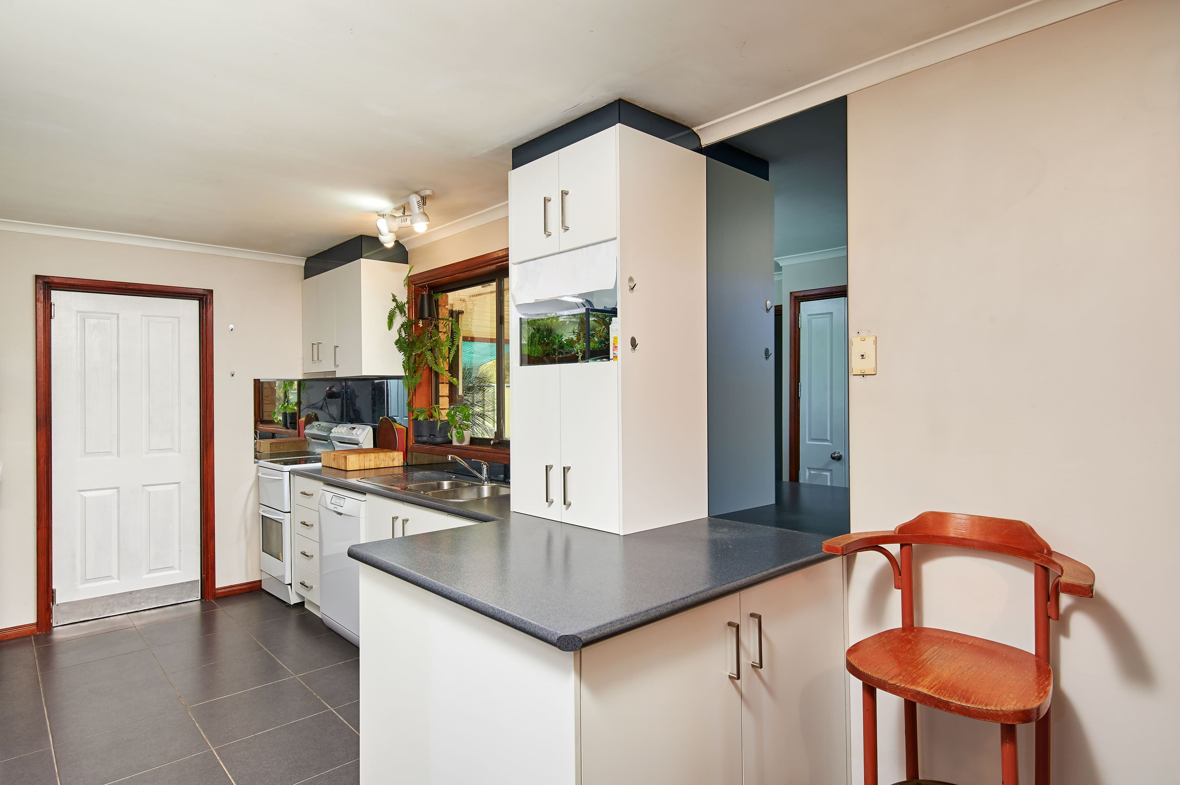 74 Undurra Drive, Glenfield Park - Thumbnail 2