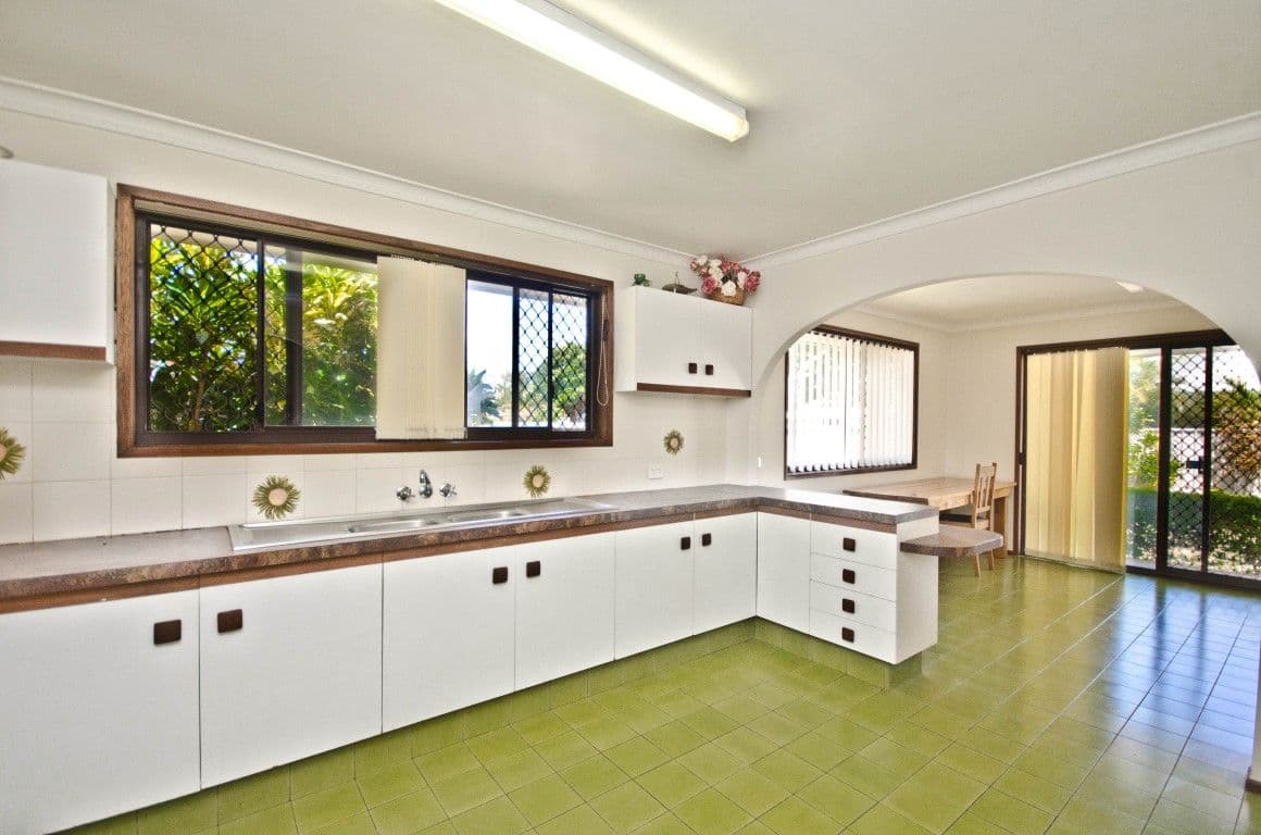 45 Arcadia Drive, MERMAID WATERS QLD 4218, Mermaid Waters - Thumbnail 2